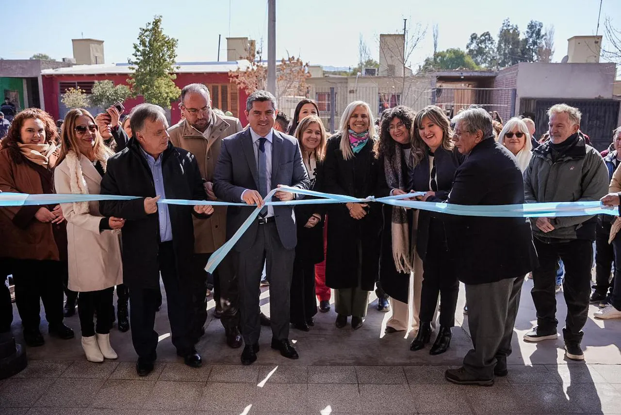 Marcelo Orrego inauguró establecimiento escolar en Rivadavia
