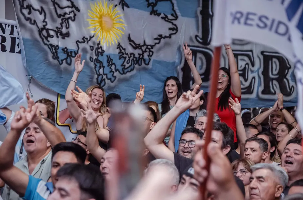 571023238_1327140679210463_5880923262684214393_n