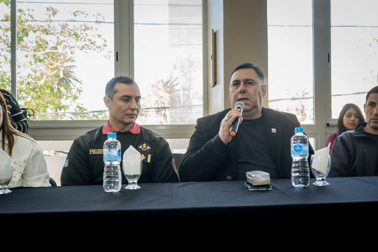 Los Bomberos también participaron de la reunión para coordinar los trabajos que se llevarán a cabo el fin de semana