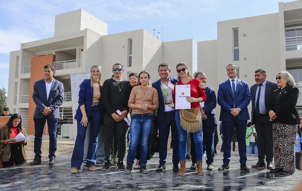 54469079208_12d0932078_b