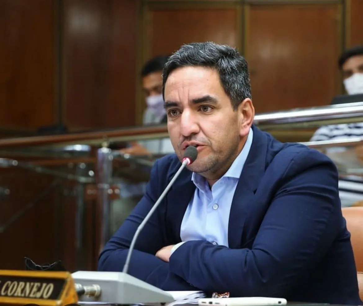 WhatsApp Image 2025-05-12 at 08.54.08