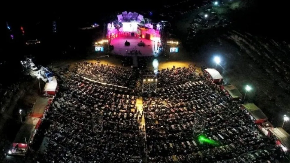 a9d8aa7d7018e98a46c17fa8a94ed714_XL