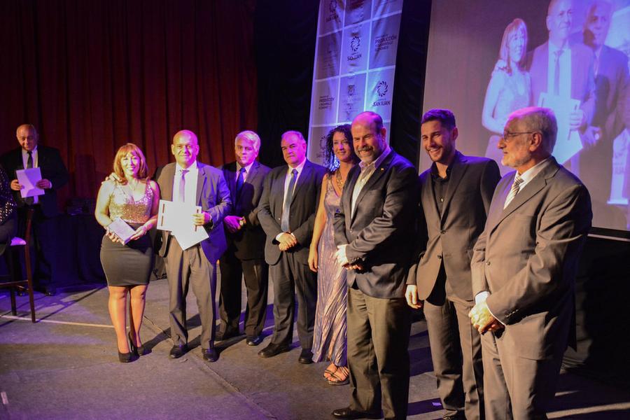 37655104086_d60e8923eb_b