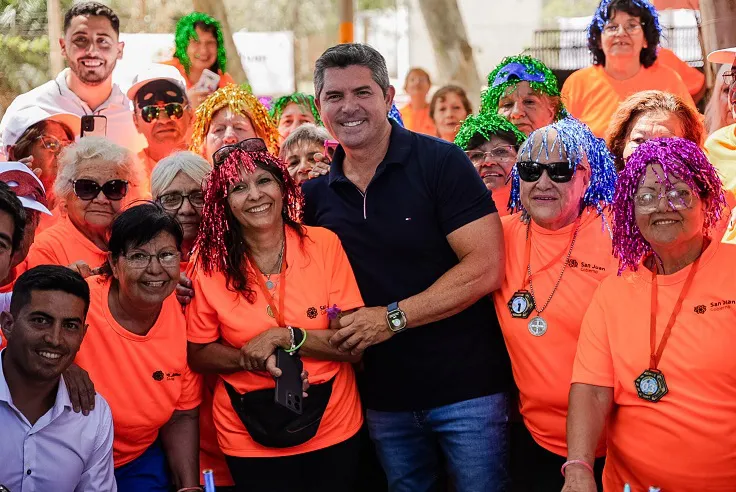 Marcelo Orrego visitó las colonias de verano