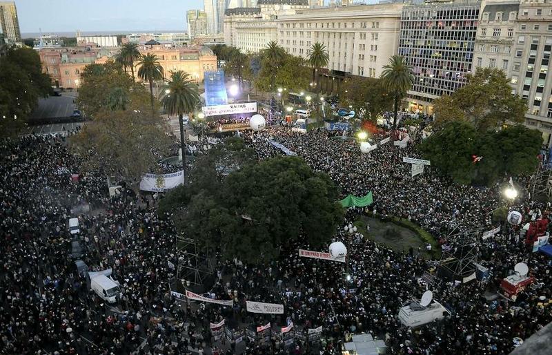 image59139bf4ac4d88.81333493