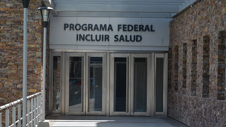 incluir saludu