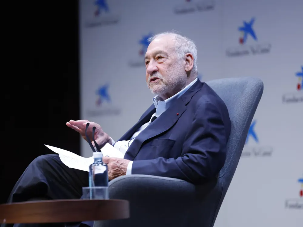 Joseph-Stiglitz