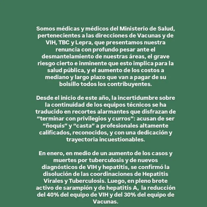 Renuncia de los médicos