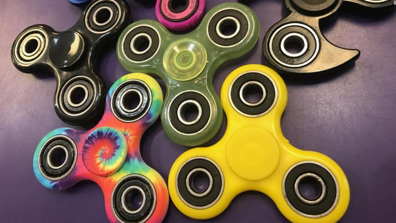 170505092826-fidget-spinner-2-full-169